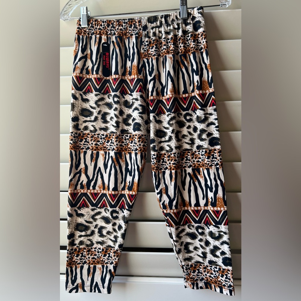 Always - NWT - Leggings - Plus size - Multi colored